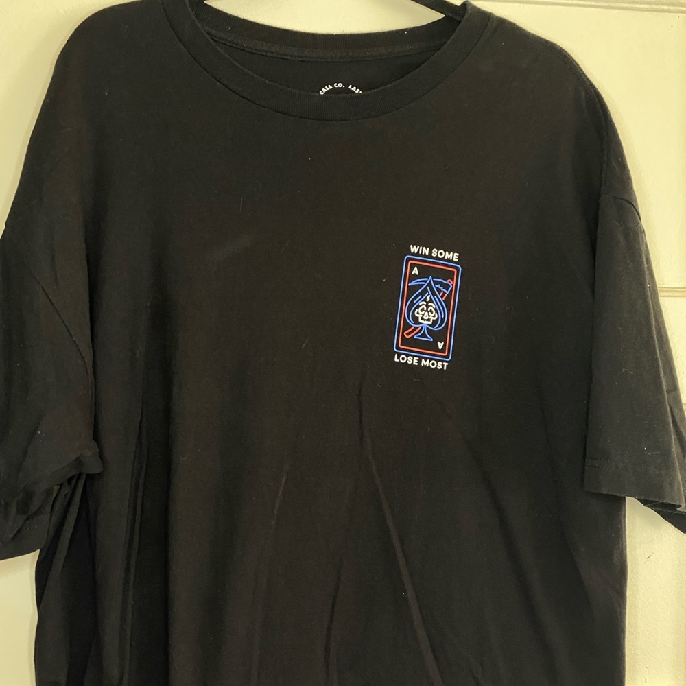 Graphic tee